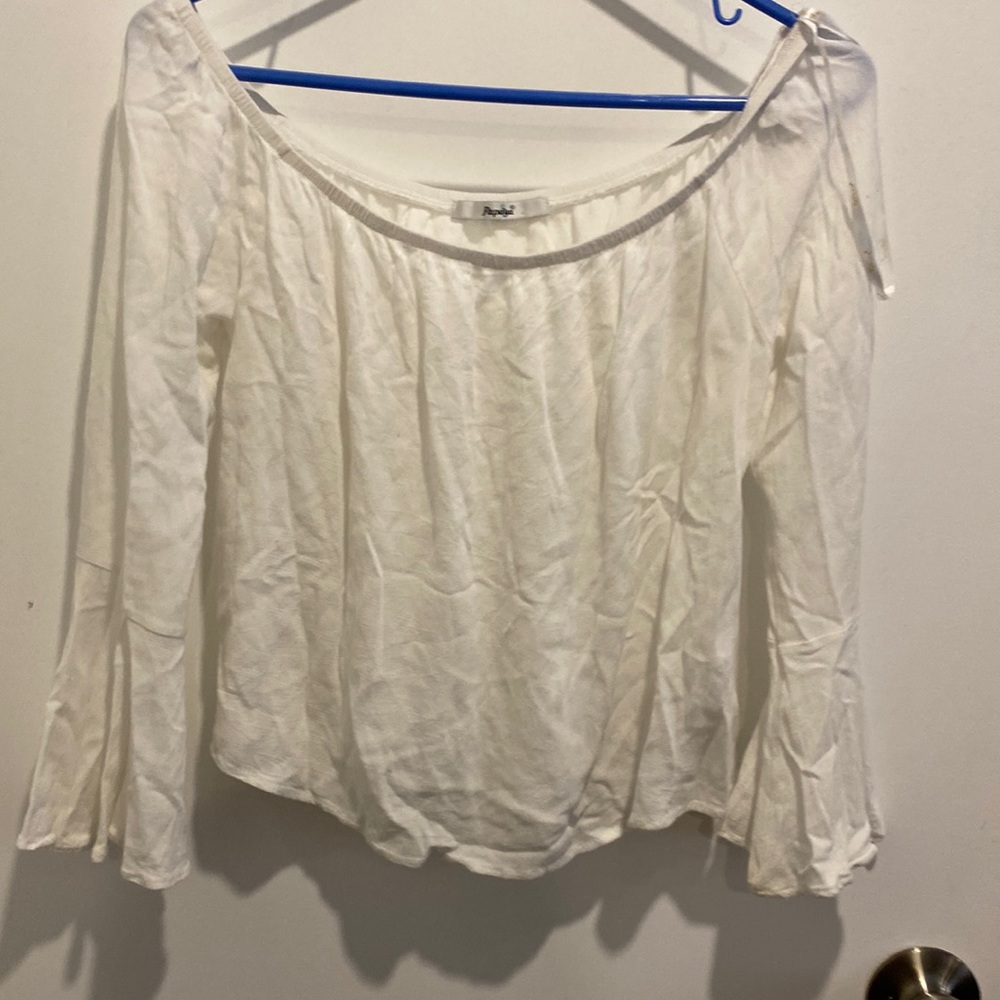 White top, one size